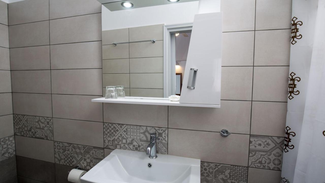 Hotel Sofia أبولونيا المظهر الخارجي الصورة